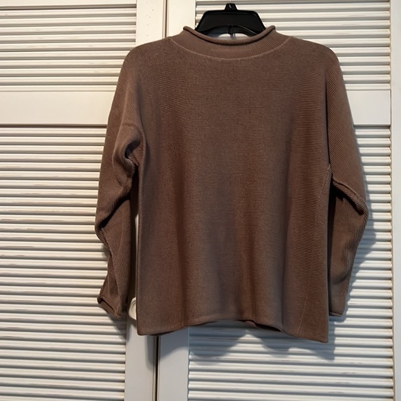 DAVID CASHMAN Roll Neck Pullover Sweater - Picture 2 of 8